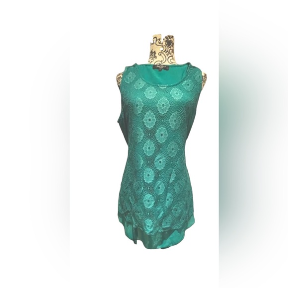 Vintage 90’s retro mint green crocheted sleeveless blouse with lining. - Picture 1 of 7